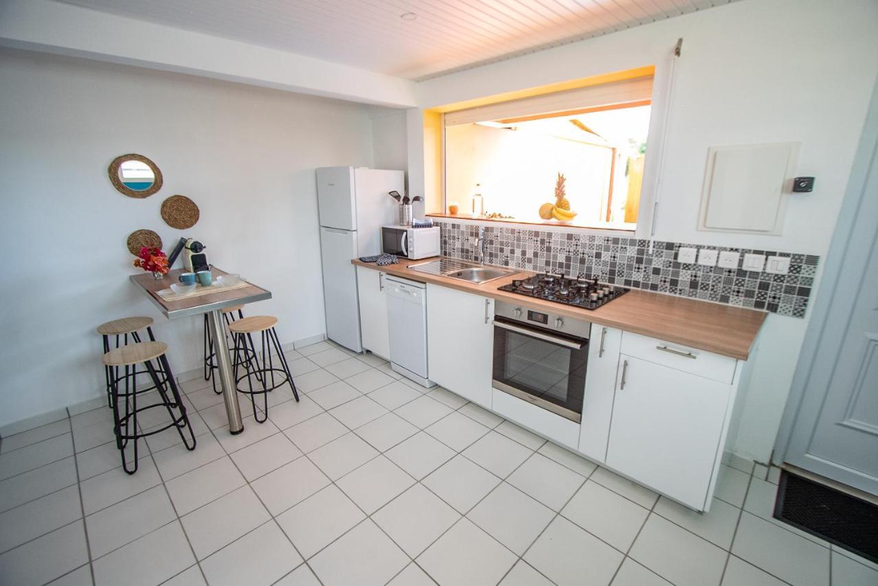 Chez Rey Appartement Riviere-Salee Buitenkant foto