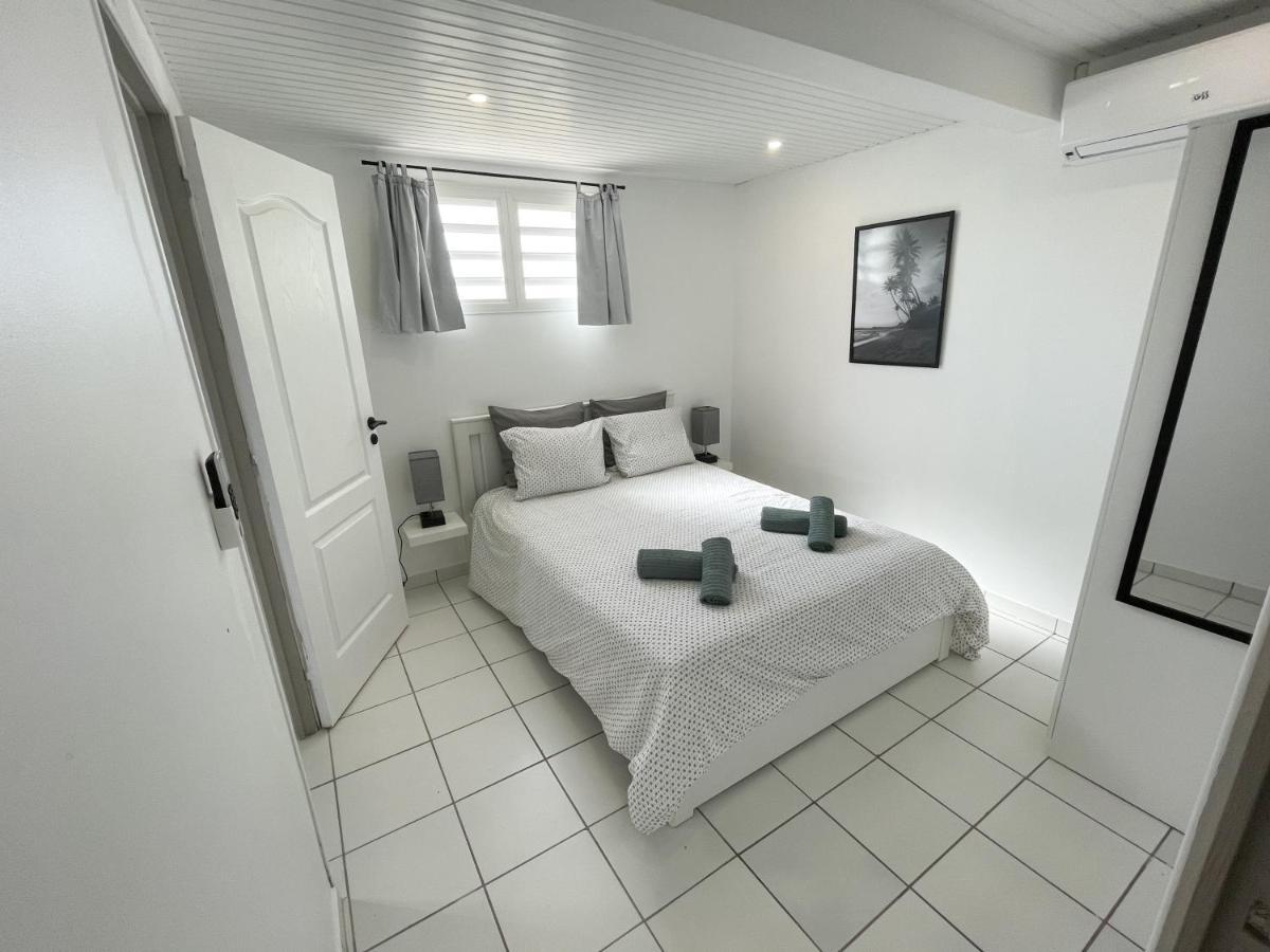 Chez Rey Appartement Riviere-Salee Buitenkant foto